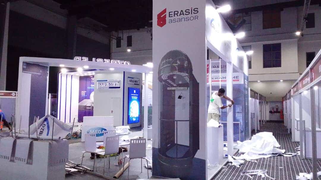 Erasis Exhibiton Booth image4